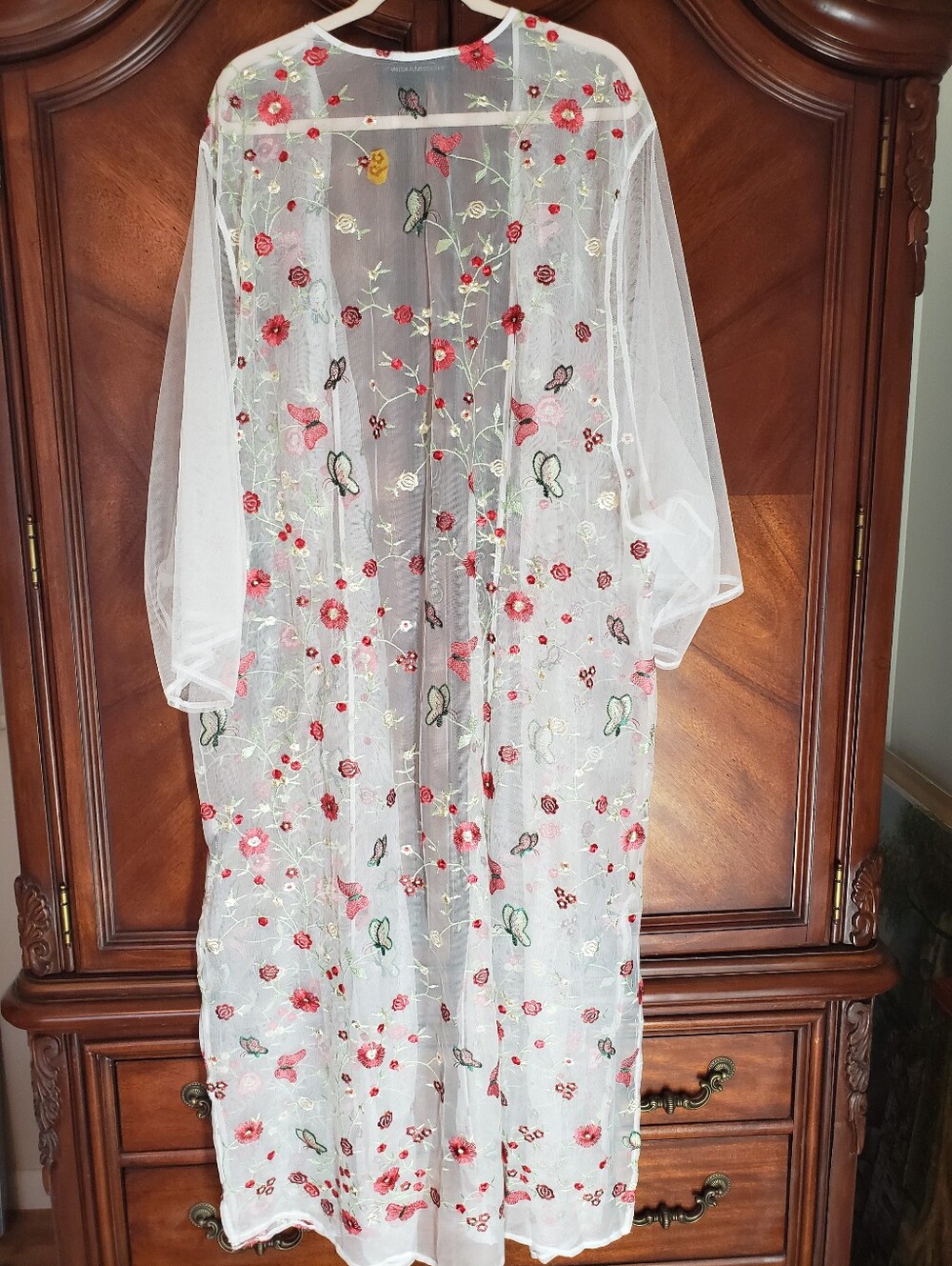White Embroidered Sheer Robe with Red Floral Accents - Picture 5 of 8